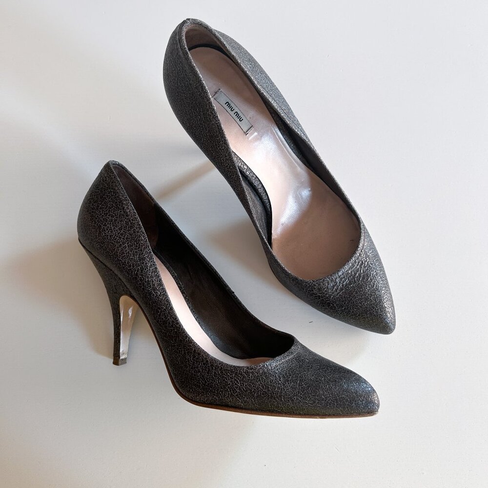 Miu Miu Textured Cracked Leather Pump Pointed Toe High Heels EU Size 39.5